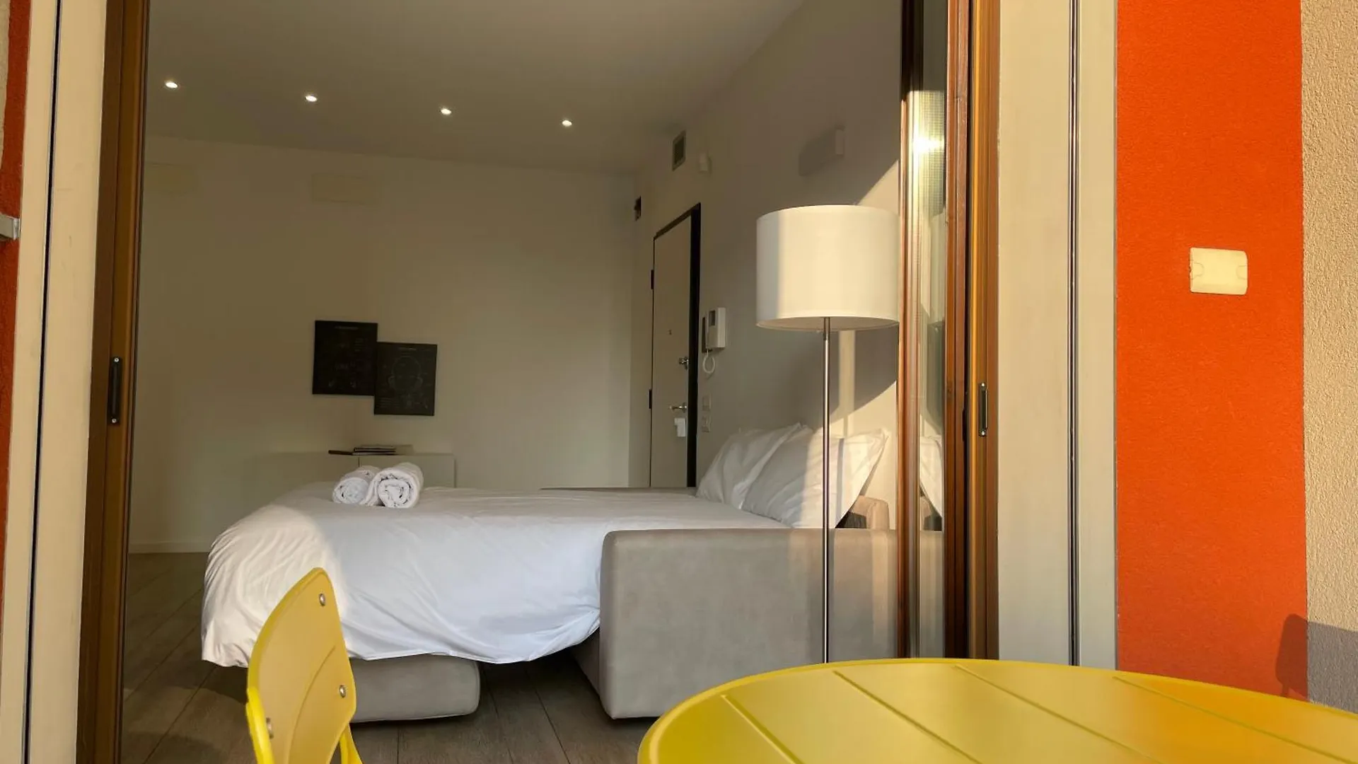 Hospitami Apartment - 15 Min Duomo Milano